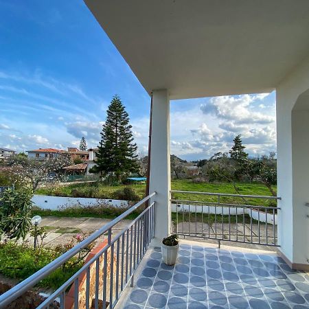 Villa Gladyr Lotzorai Dış mekan fotoğraf