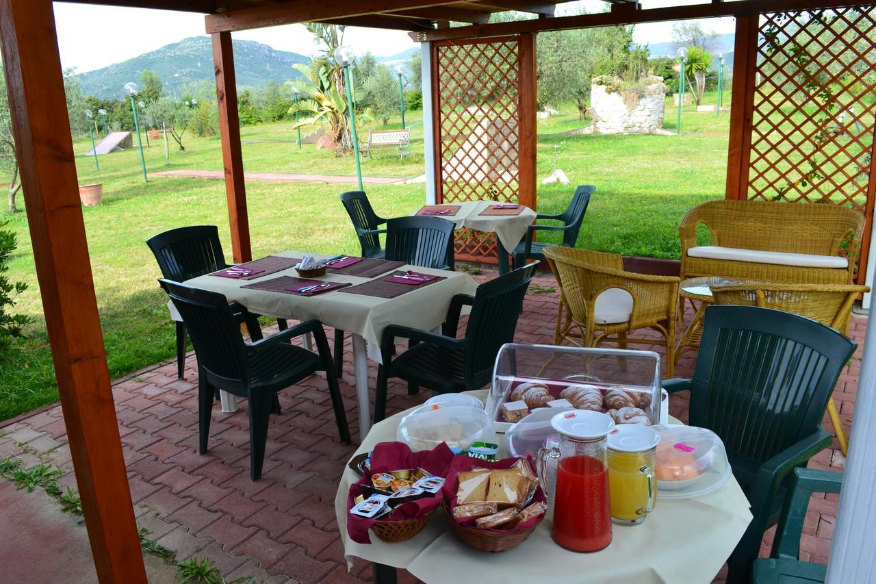 Villa Gladyr Lotzorai Dış mekan fotoğraf